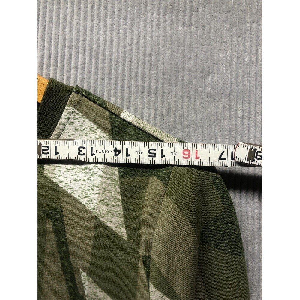 Nike Women’s Athletic Set Size Large Green Camo Houndstooth Crop Top Leggings - Picture 8 of 16